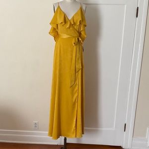 Lulus Stunning Cold Shoulder Wrap Maxi Dress W/Cascade Collar Gold  Color XL New